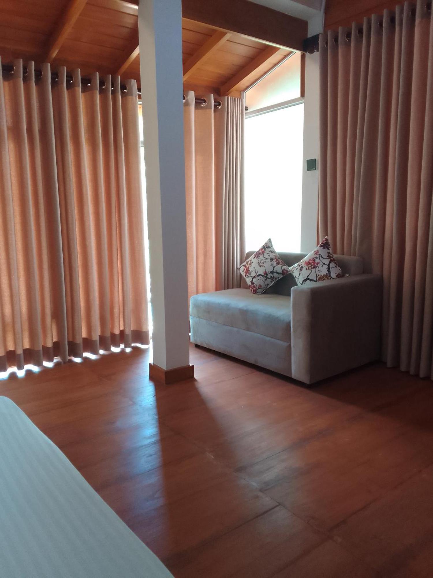 Thusara Guesthouse มิริสซา ภายนอก รูปภาพ
